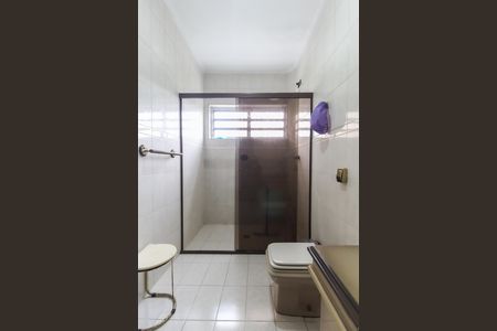 Casa à venda com 365m², 4 quartos e 3 vagas Casa à venda com 365m², 4 quartos e 3 vagasBanheiro Social