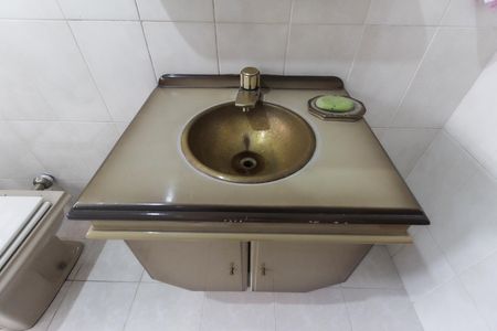 Casa à venda com 365m², 4 quartos e 3 vagas Casa à venda com 365m², 4 quartos e 3 vagasBanheiro Social