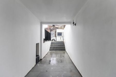 Casa à venda com 365m², 4 quartos e 3 vagas Casa à venda com 365m², 4 quartos e 3 vagasEntrada