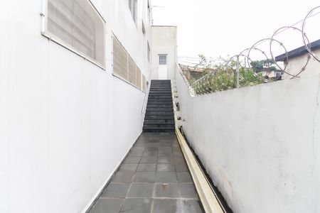 Casa à venda com 365m², 4 quartos e 3 vagas Casa à venda com 365m², 4 quartos e 3 vagasÁrea Externa Casa 2