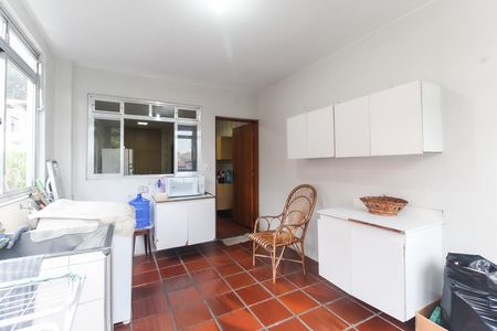 Área de Serviço de casa à venda com 4 quartos, 365m² em Cidade Líder, São Paulo