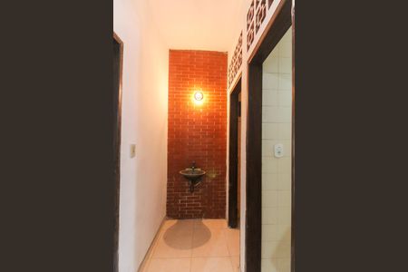 Casa à venda com 365m², 4 quartos e 3 vagas Casa à venda com 365m², 4 quartos e 3 vagasÁrea Externa Casa 2