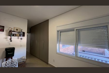 Casa de condomínio à venda com 245m², 3 quartos e 2 vagas