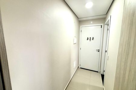 Apartamento à venda com 107m², 2 quartos e 1 vaga Apartamento à venda com 107m², 2 quartos e 1 vagaCorredor