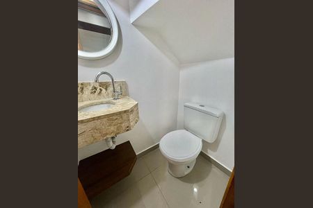 Casa à venda com 55m², 2 quartos e 1 vaga