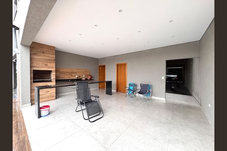 Casa para alugar com 102m², 3 quartos e 2 vagasÁrea comum - Churrasqueira