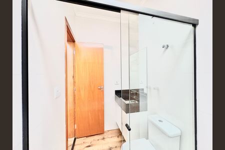 Casa para alugar com 102m², 3 quartos e 2 vagasBanheiro