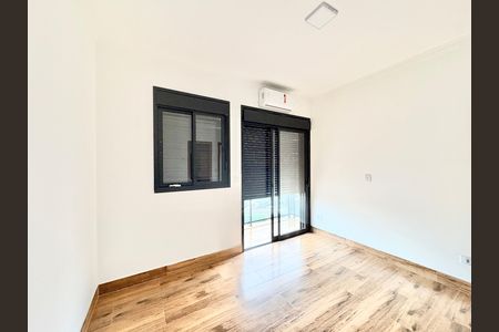 Casa para alugar com 102m², 3 quartos e 2 vagasSuíte 