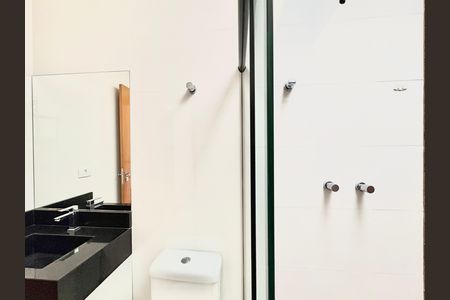 Casa para alugar com 102m², 3 quartos e 2 vagasBanheiro