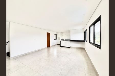 Casa para alugar com 102m², 3 quartos e 2 vagasSala