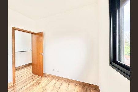 Casa para alugar com 102m², 3 quartos e 2 vagasQuarto 2