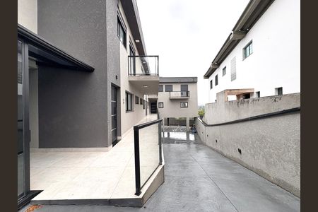 Casa para alugar com 102m², 3 quartos e 2 vagasEntrada