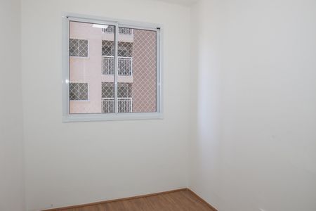 Quarto 2 de apartamento para alugar com 2 quartos, 34m² em Parque Industrial Tomas Edson, São Paulo