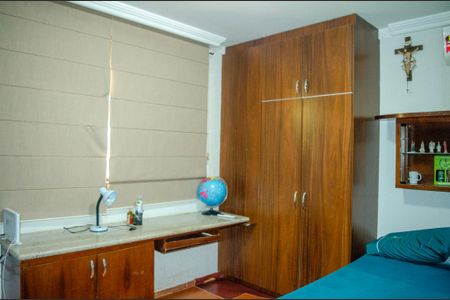 Casa à venda com 450m², 4 quartos e 3 vagas Casa à venda com 450m², 4 quartos e 3 vagasQuarto 3