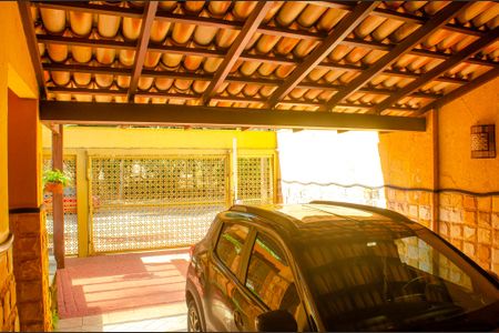 Garagem de casa à venda com 4 quartos, 450m² em Setor Jao, Goiânia