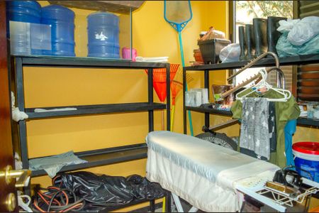 Quarto de Serviço de casa à venda com 4 quartos, 450m² em Setor Jao, Goiânia