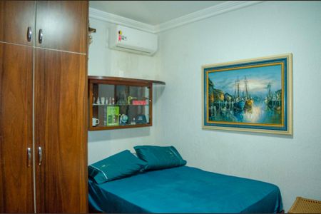 Casa à venda com 450m², 4 quartos e 3 vagas Casa à venda com 450m², 4 quartos e 3 vagasQuarto 3