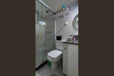 Banheiro da Suíte 2 de casa de condomínio à venda com 3 quartos, 140m² em Vargem Grande, Rio de Janeiro