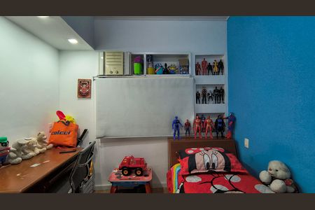 Casa de condomínio à venda com 140m², 3 quartos e 2 vagas Casa de condomínio à venda com 140m², 3 quartos e 2 vagasQuarto