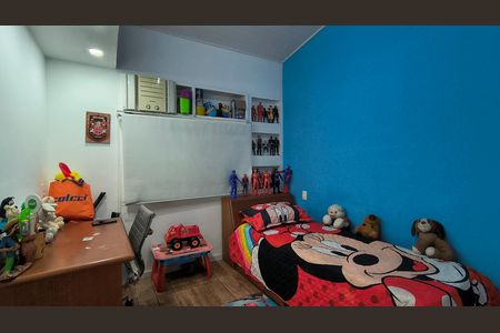 Casa de condomínio à venda com 140m², 3 quartos e 2 vagas Casa de condomínio à venda com 140m², 3 quartos e 2 vagasQuarto