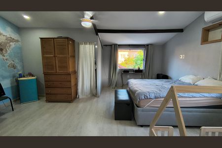 Casa de condomínio à venda com 140m², 3 quartos e 2 vagas Casa de condomínio à venda com 140m², 3 quartos e 2 vagasSuíte 1