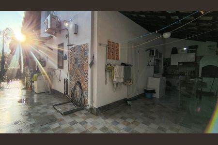 Quintal de casa de condomínio à venda com 3 quartos, 140m² em Vargem Grande, Rio de Janeiro
