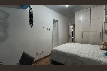 Casa de condomínio à venda com 140m², 3 quartos e 2 vagas Casa de condomínio à venda com 140m², 3 quartos e 2 vagasSuíte 2