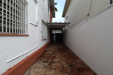 Garagem de casa para alugar com 5 quartos, 320m² em Indianópolis, São Paulo