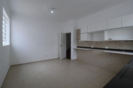 Casa para alugar com 320m², 5 quartos e 5 vagasCozinha