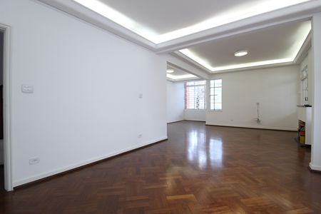 Sala de casa para alugar com 5 quartos, 320m² em Indianópolis, São Paulo