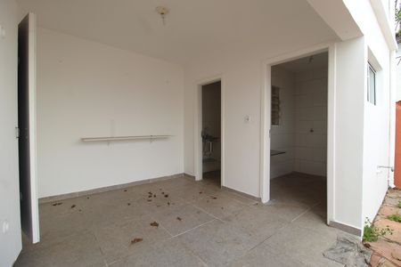 Área de Serviço de casa para alugar com 5 quartos, 320m² em Indianópolis, São Paulo