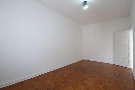 Casa para alugar com 320m², 5 quartos e 5 vagasQuarto Edícula 2