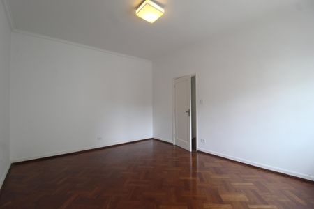 Casa para alugar com 320m², 5 quartos e 5 vagasQuarto 2