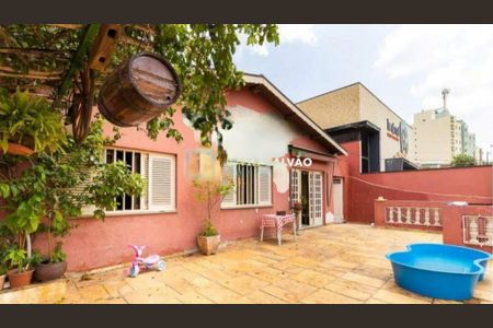 Casa à venda com 214m², 3 quartos e 2 vagas