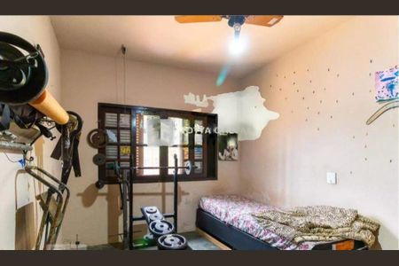 Casa à venda com 214m², 3 quartos e 2 vagas