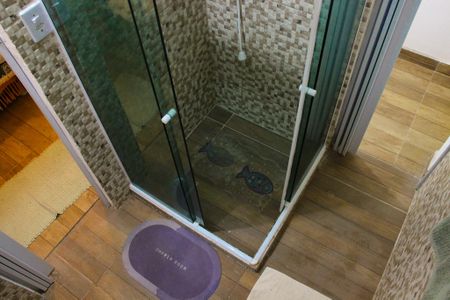 Casa para alugar com 90m², 2 quartos e 1 vaga Casa para alugar com 90m², 2 quartos e 1 vagaSuíte Banheiro