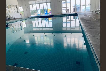 Casa de condomínio à venda com 384m², 4 quartos e 2 vagasPiscina