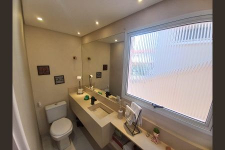 Casa de condomínio à venda com 384m², 4 quartos e 2 vagasBanheiro
