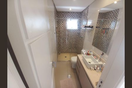 Casa de condomínio à venda com 384m², 4 quartos e 2 vagasBanheiro