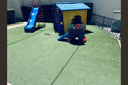 Casa de condomínio à venda com 384m², 4 quartos e 2 vagasPlayground