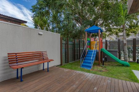 Apartamento à venda com 64m², 2 quartos e 1 vaga Apartamento à venda com 64m², 2 quartos e 1 vagaÁrea comum - Playground