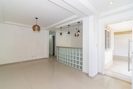 Casa para alugar com 200m², 4 quartos e 1 vagaSala