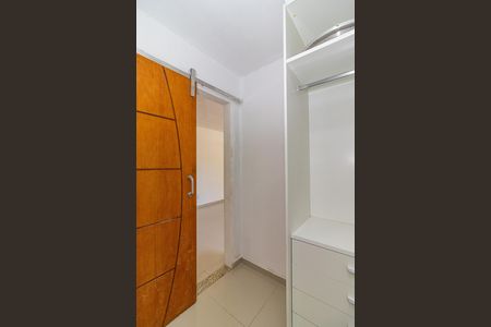 Casa para alugar com 200m², 4 quartos e 1 vagaCloset da Suíte 3
