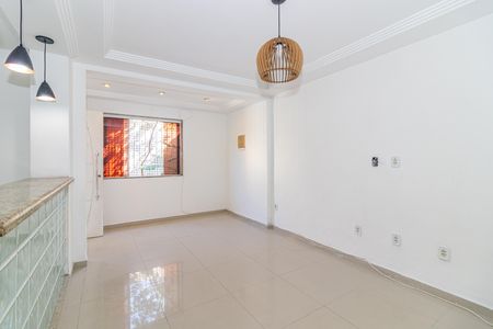 Casa para alugar com 200m², 4 quartos e 1 vagaSala