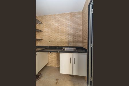 Casa para alugar com 200m², 4 quartos e 1 vagaÁrea de Serviço