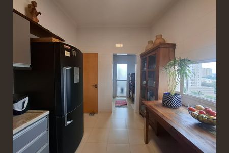 Apartamento para alugar com 120m², 3 quartos e 2 vagasCozinha 