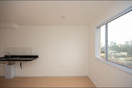 Sala de kitnet/studio para alugar com 1 quarto, 17m² em Freguesia do Ó, São Paulo