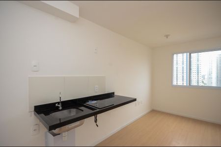 Cozinha de kitnet/studio para alugar com 1 quarto, 17m² em Freguesia do Ó, São Paulo