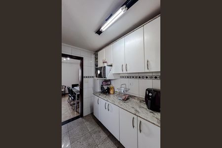 Apartamento à venda com 70m², 2 quartos e 2 vagasCozinha