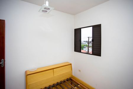 Casa para alugar com 170m², 3 quartos e 2 vagasQuarto 2
